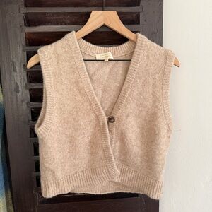 Sezane Cozy Sleeveless Knit Vest - Beige